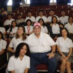 Mujeres-Emprendedoras-Honduras contentas, porque Mujeres Campesinas reciben financiamiento del Programa CREDIMUJER.