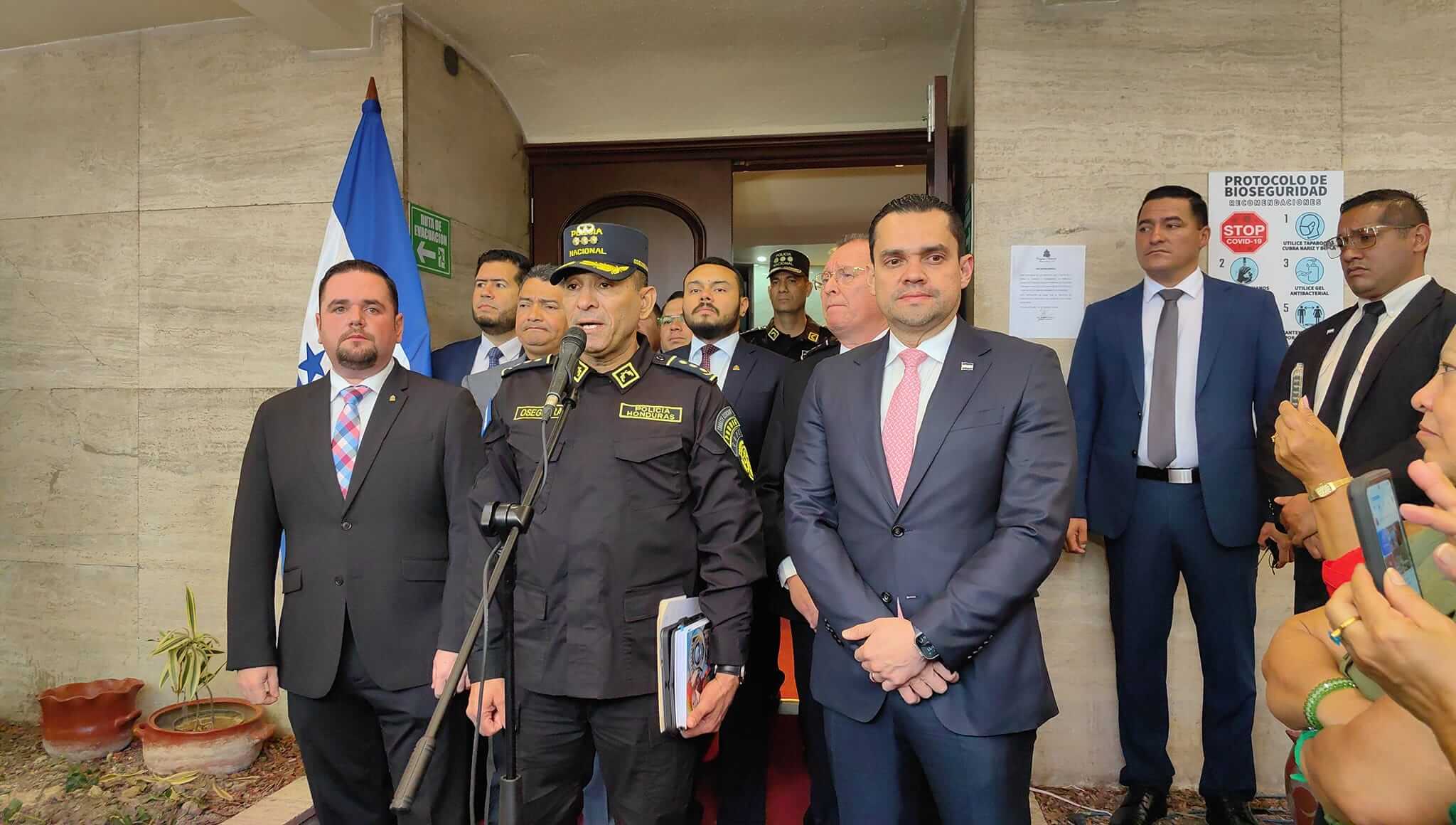Reunión del Congreso Nacional con autoridades de seguridad para impulsar reformas contra la delincuencia en Honduras